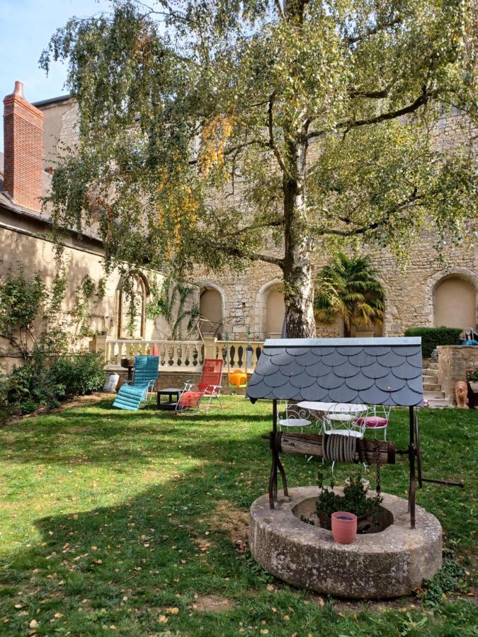 Apartamento Au Puits De L'Abbaye Bourges Exterior foto